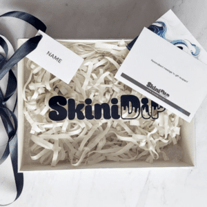 WHITE GIFT BOX - Personalised with name & note